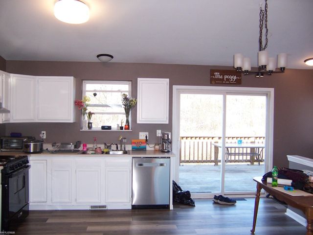 1255 Quain Lane, Port Huron, MI 48060