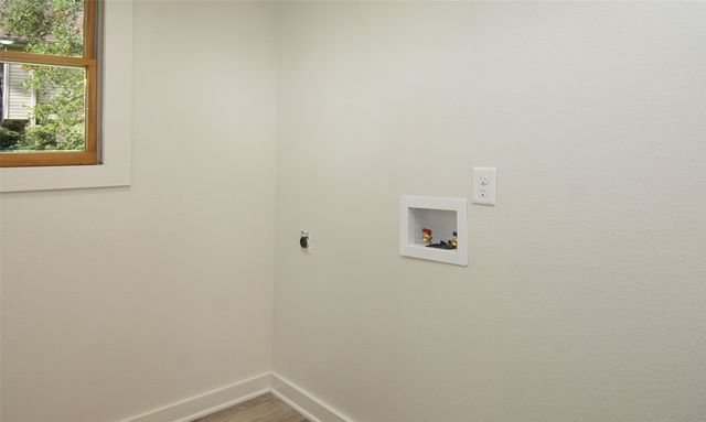 569 Rs County Road 3446, Emory, TX 75440