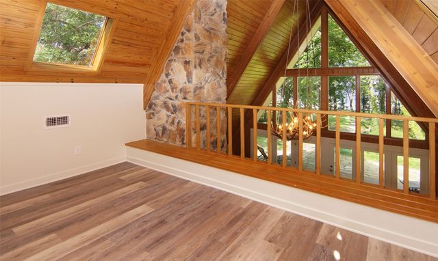 569 Rs County Road 3446, Emory, TX 75440