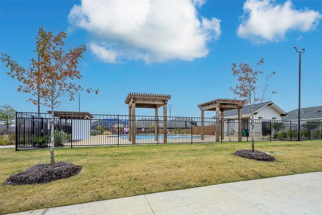 1219 Falcon Heights Drive, Forney, TX 75126