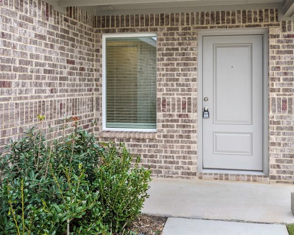 1219 Falcon Heights Drive, Forney, TX 75126