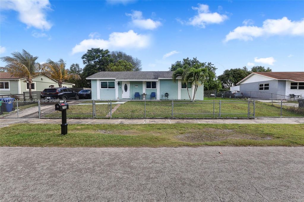14501 SW 297th St, Homestead, FL 33033