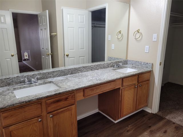 3333 Pecan Shadow Way, Mesquite, TX 75181