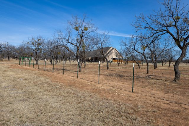 213 Crooked Creek Road, Abilene, TX 79602