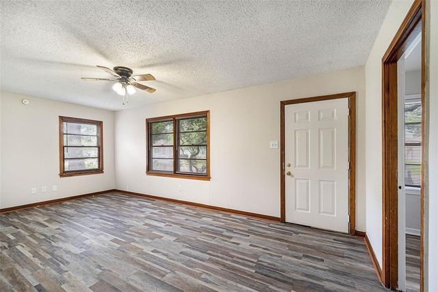 3001 Rust Avenue, Texas City, TX 77590