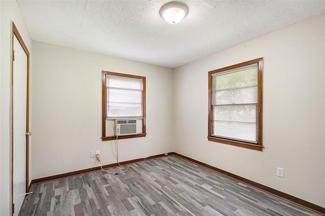 3001 Rust Avenue, Texas City, TX 77590