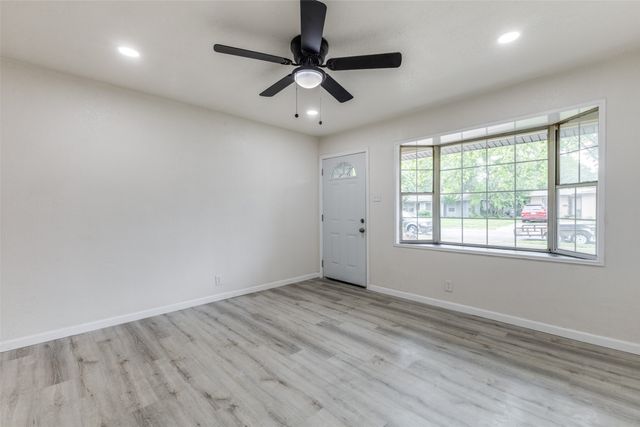 2908 Scottsbluff Drive, Dallas, TX 75228