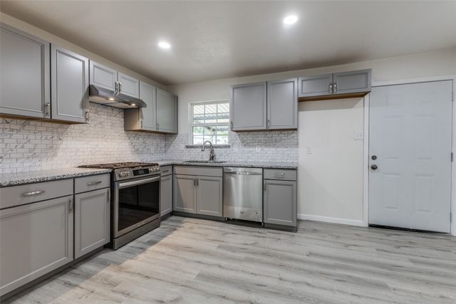 2908 Scottsbluff Drive, Dallas, TX 75228