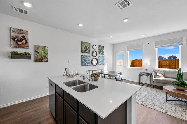 204 Tall Cedar Way, Princeton, TX 75407