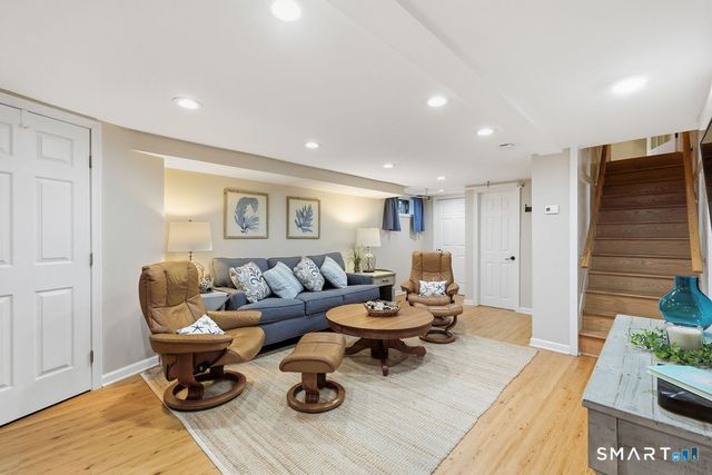 32 Wellsweep Drive, Madison, CT 06443