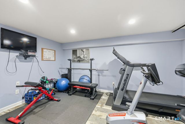 32 Wellsweep Drive, Madison, CT 06443