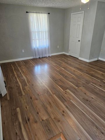 14627 Church ST, Eagle Rock, VA 24085