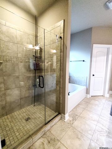 18081 Old Trail Dr, Prairieville, LA 70769