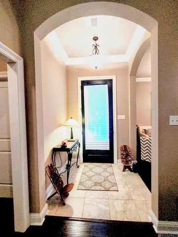 18081 Old Trail Dr, Prairieville, LA 70769