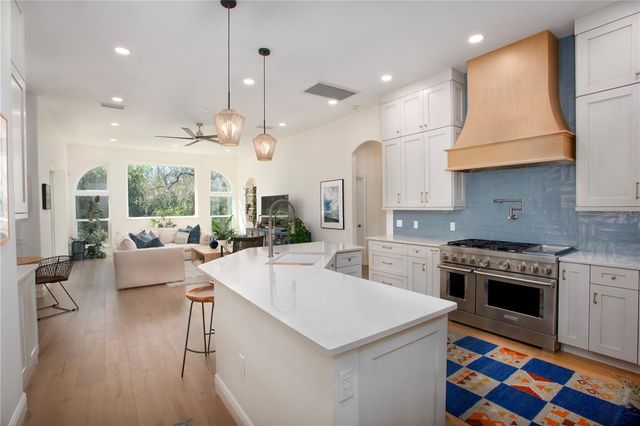 4586 S DEL SOL BOULEVARD, Sarasota, FL 34243