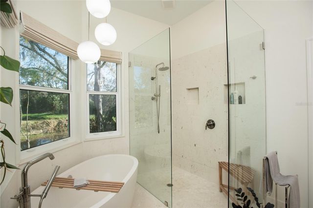 4586 S DEL SOL BOULEVARD, Sarasota, FL 34243