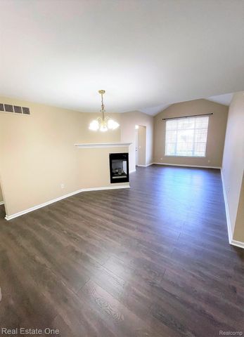 4103 CAMERON Circle, Commerce Charter Township, MI 48390