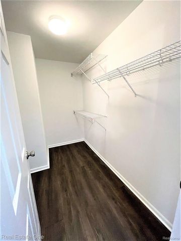 4103 CAMERON Circle, Commerce Charter Township, MI 48390