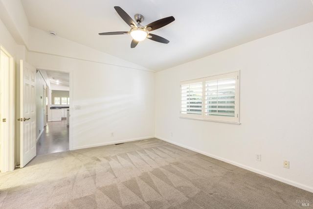 7 San Juan Ct, St. Helena, CA 94574