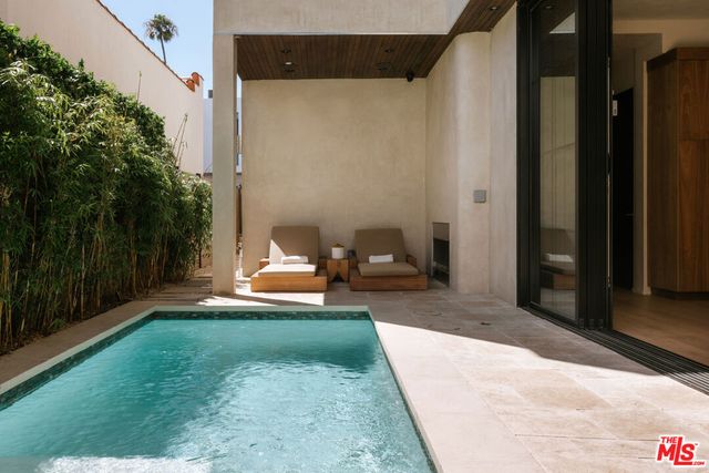 923 Milwood Avenue, Venice, CA 90291