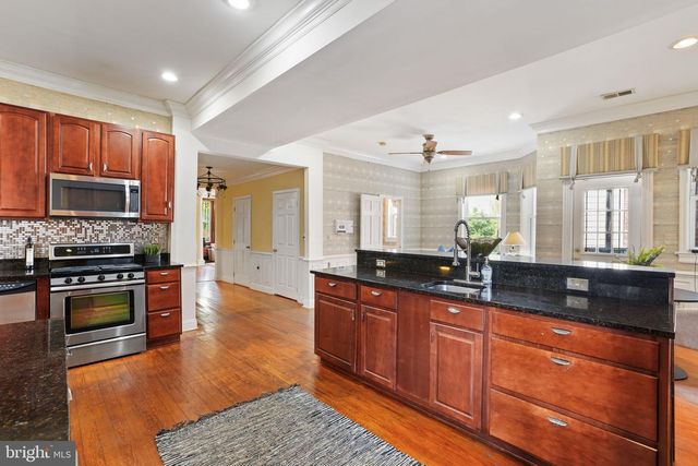 49 T ST NW, Washington, DC 20001