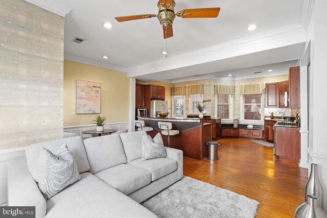 49 T ST NW, Washington, DC 20001
