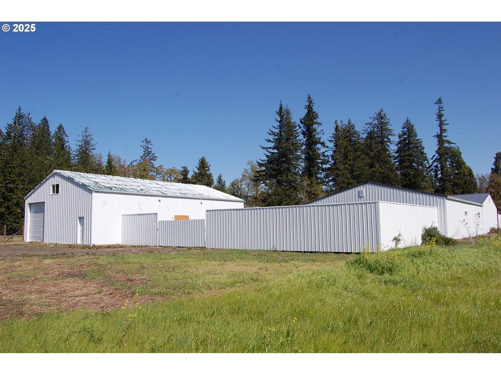 38710 HIGHWAY 58, Dexter, OR 97431