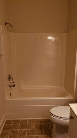 7001 Lenox Village Dr Apt A2, Nashville, TN 37211