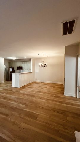 7001 Lenox Village Dr Apt A2, Nashville, TN 37211