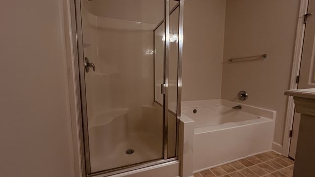 7001 Lenox Village Dr Apt A2, Nashville, TN 37211