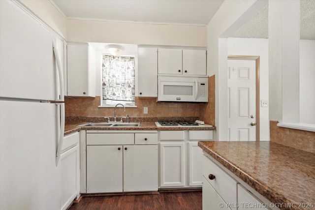 6148 S Madison Place 6148-A, Tulsa, OK 74136