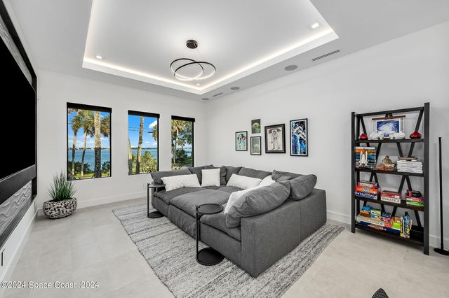 11 Bayshore Court, Rockledge, FL 32955