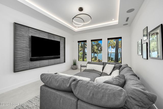 11 Bayshore Court, Rockledge, FL 32955