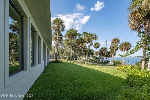 11 Bayshore Court, Rockledge, FL 32955