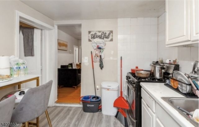 148 Barclay St, Paterson City, NJ 07503