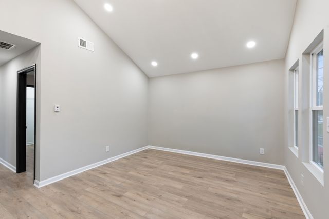 804 Martin St, Clarksville, TN 37040