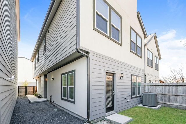 309 N Centro Circle, Shenandoah, TX 77385