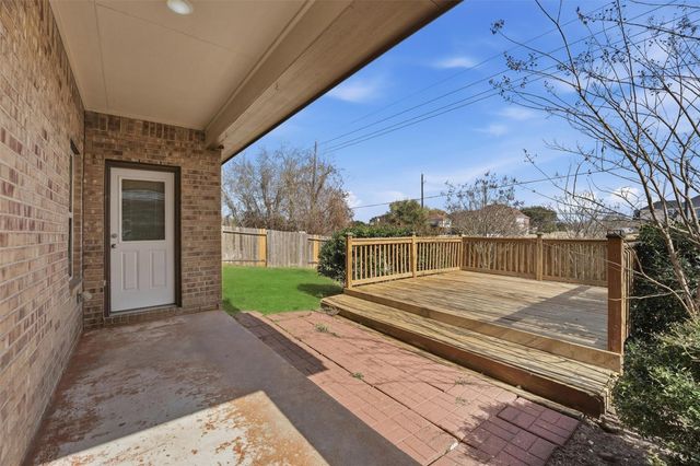 719 Longstreet Drive, Richmond, TX 77469