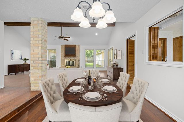 2034 Lakeville Drive, Kingwood, TX 77339
