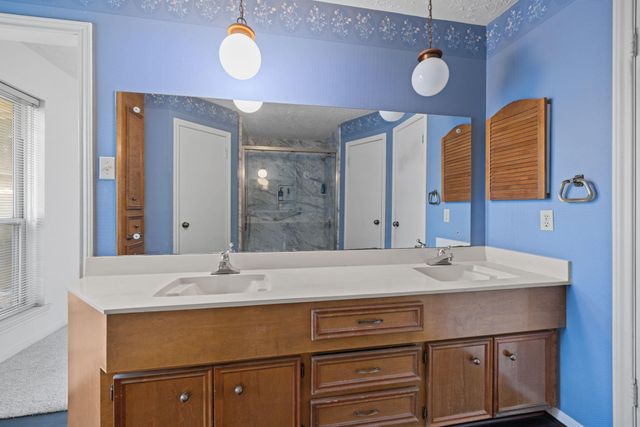 2034 Lakeville Drive, Kingwood, TX 77339