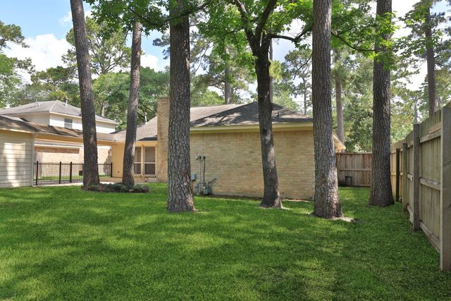 2034 Lakeville Drive, Kingwood, TX 77339
