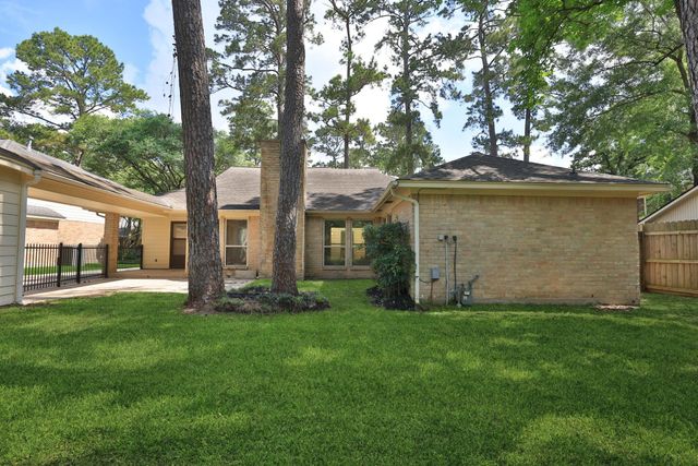 2034 Lakeville Drive, Kingwood, TX 77339