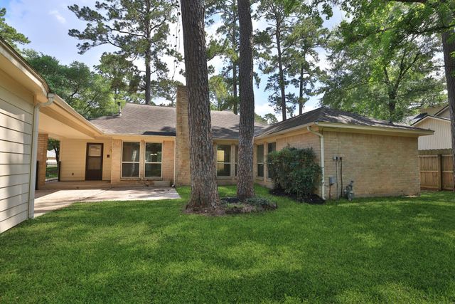 2034 Lakeville Drive, Kingwood, TX 77339