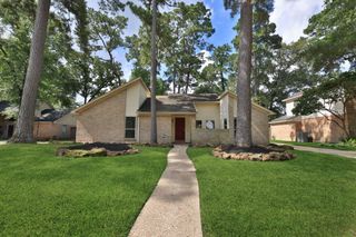 2034 Lakeville Drive, Kingwood, TX 77339