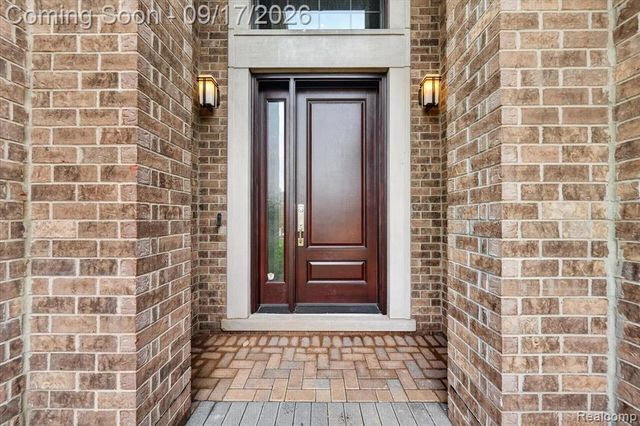 20202 Beacon Way, Northville, MI 48167