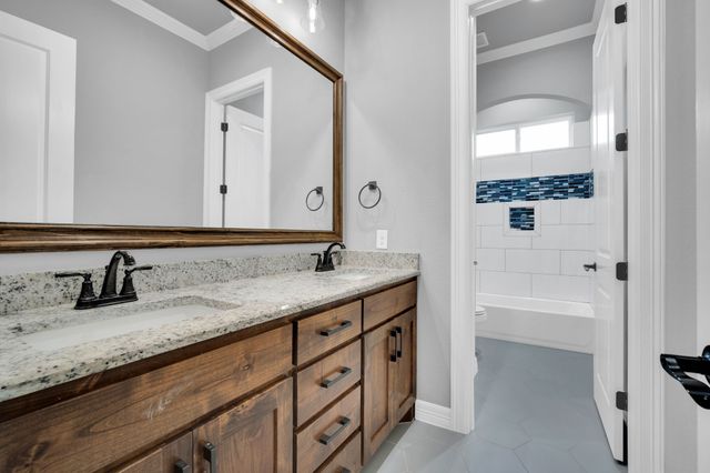 1211 Bosque Lane, Midlothian, TX 76065