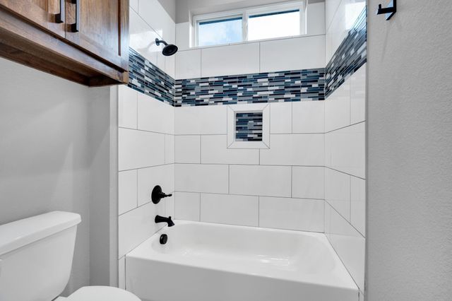 1211 Bosque Lane, Midlothian, TX 76065