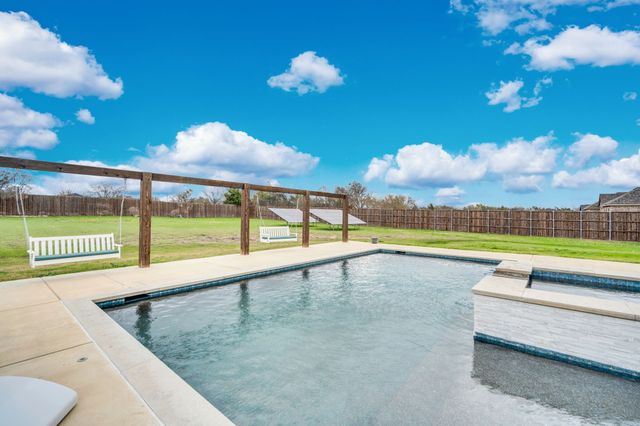 1211 Bosque Lane, Midlothian, TX 76065