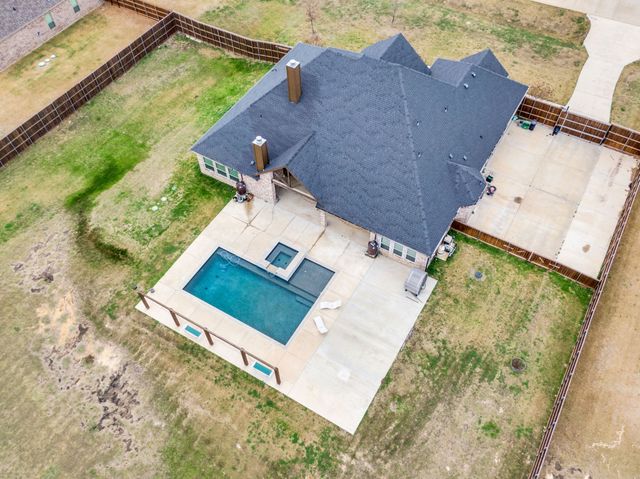 1211 Bosque Lane, Midlothian, TX 76065