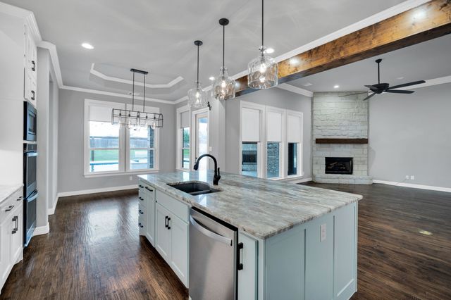 1211 Bosque Lane, Midlothian, TX 76065